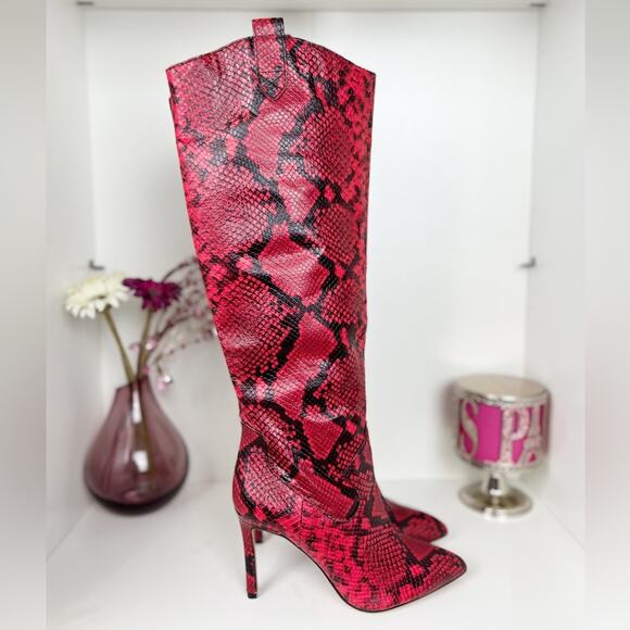 VINCE CAMUTO Kervana Croc Embossed Leather Knee High Boot - Picture 3 of 15